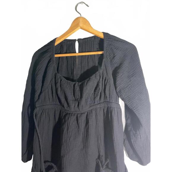 Black Gauze Open Back Long Sleeve Tunic  with Pockets Medium - Picture 3 of 11